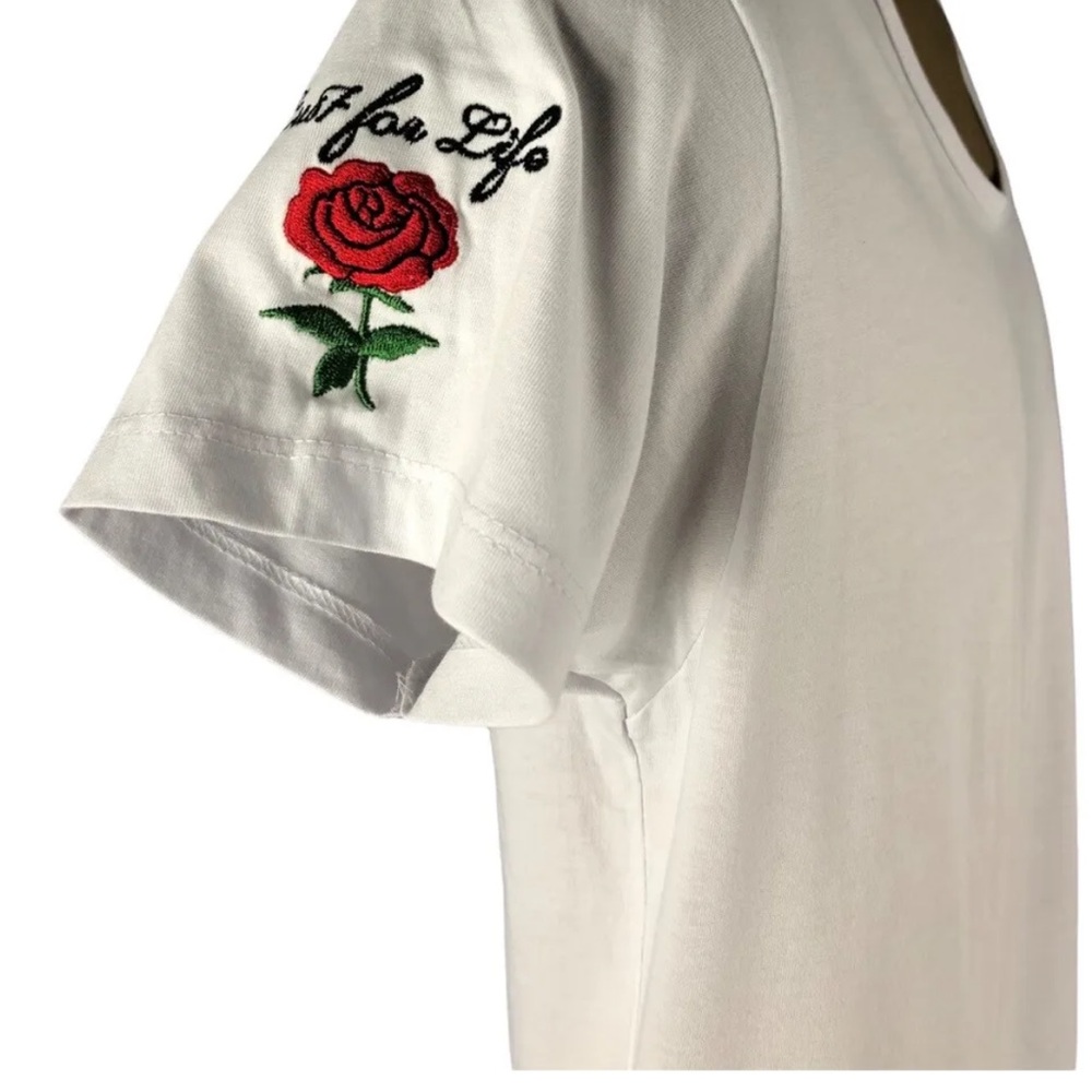 Lana Del Rey Rose Heart Embroidered Sleeves Official T-shirt Size XL
